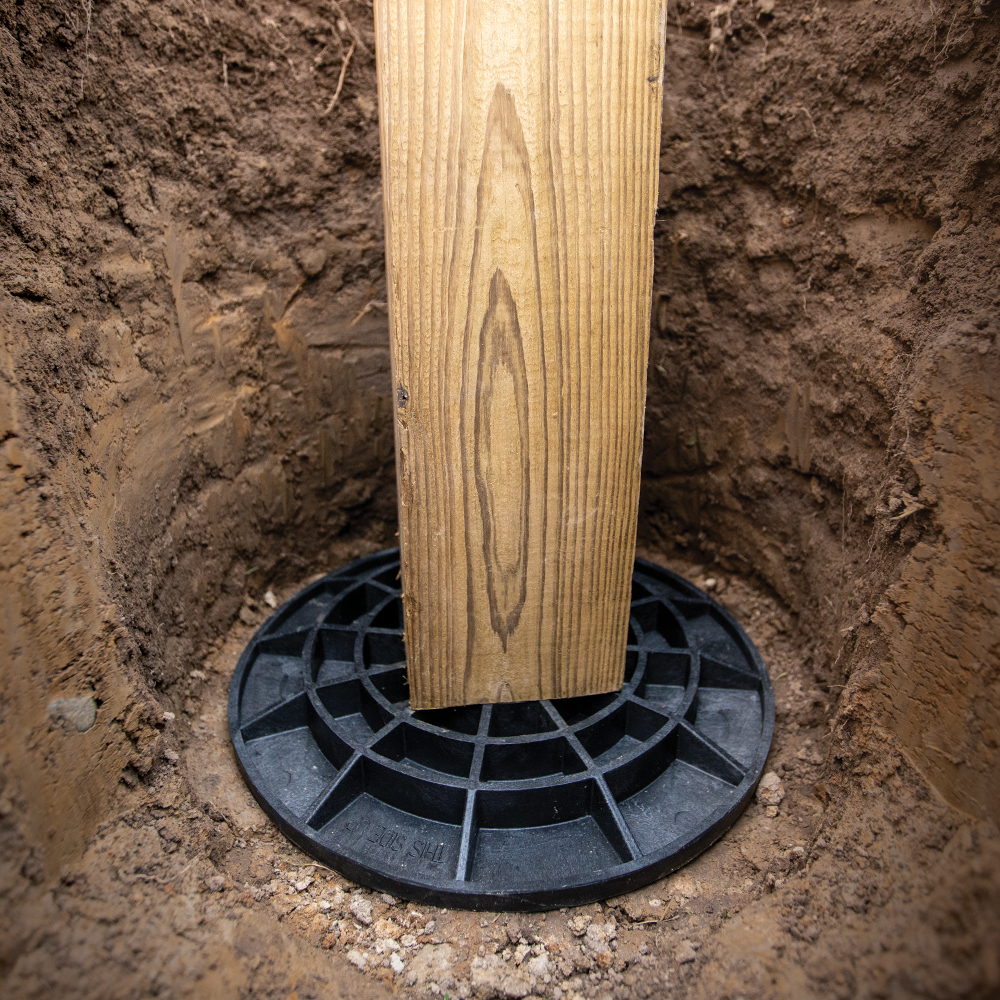 AGCO-Woodpost
