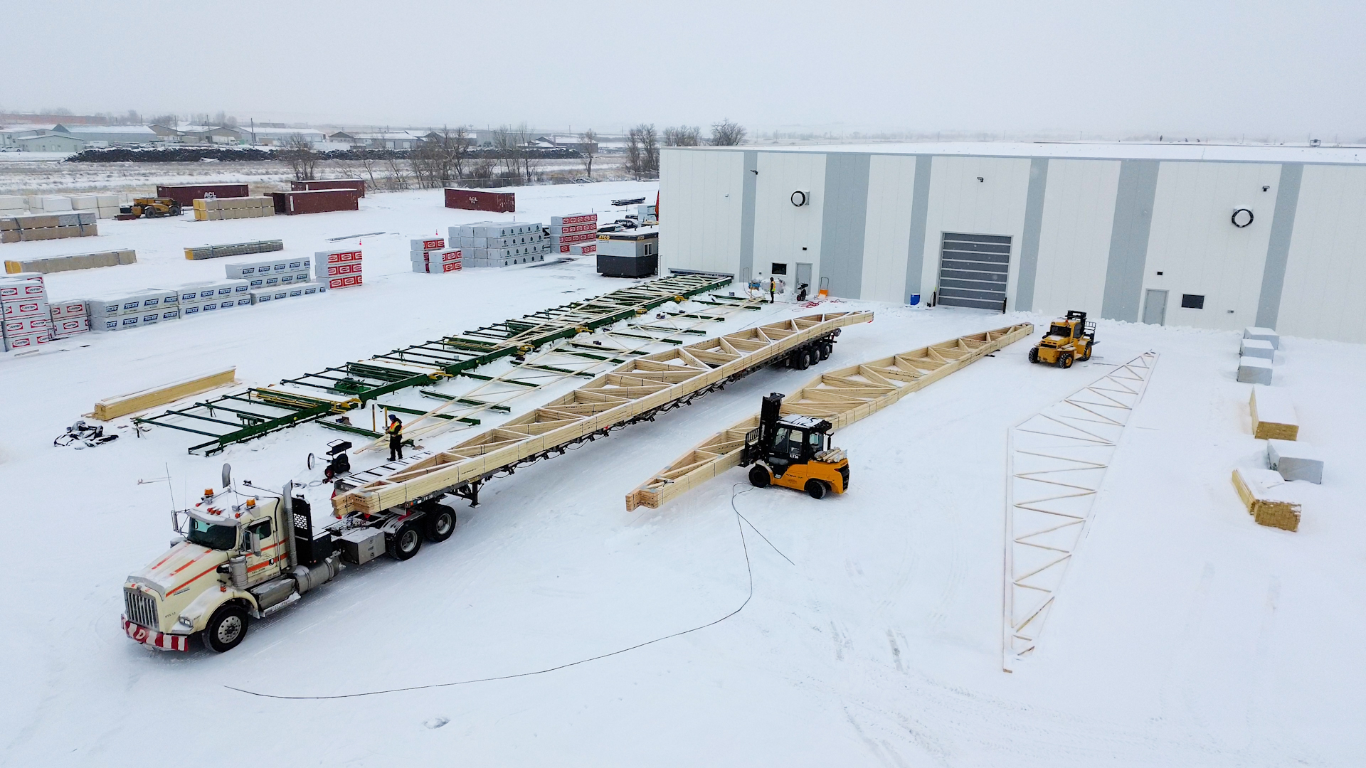 120 ft_28 Arbutus six story build using BarrierTek treated wall panels, floor cassettes and roof trusses.